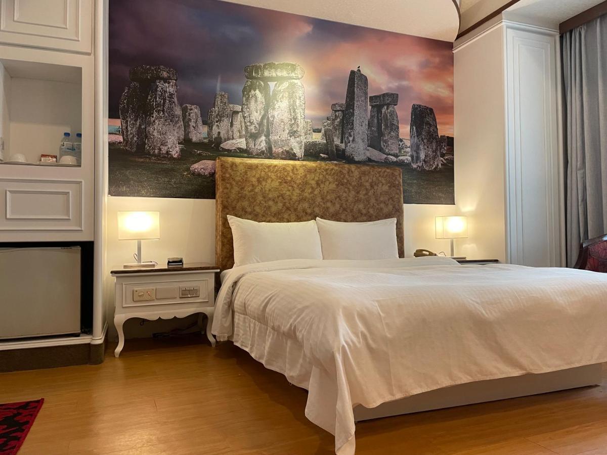 Wenpin Hotel - Pier 2 Kaohsiung Eksteriør billede
