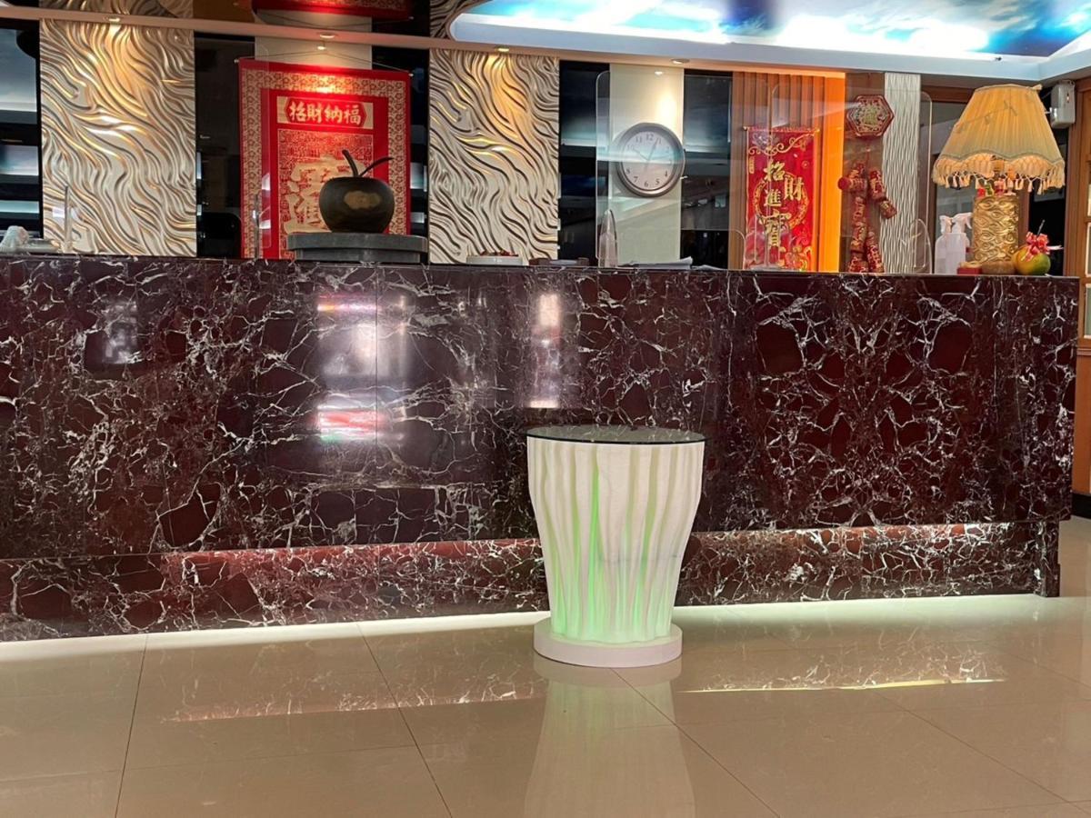 Wenpin Hotel - Pier 2 Kaohsiung Eksteriør billede