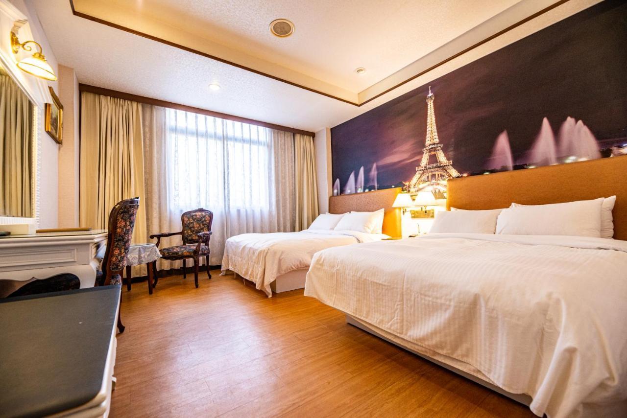 Wenpin Hotel - Pier 2 Kaohsiung Eksteriør billede
