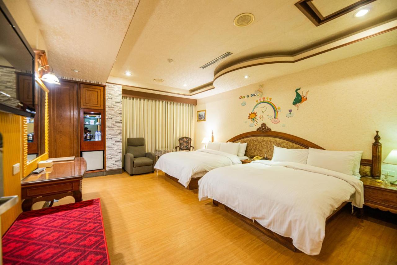 Wenpin Hotel - Pier 2 Kaohsiung Eksteriør billede