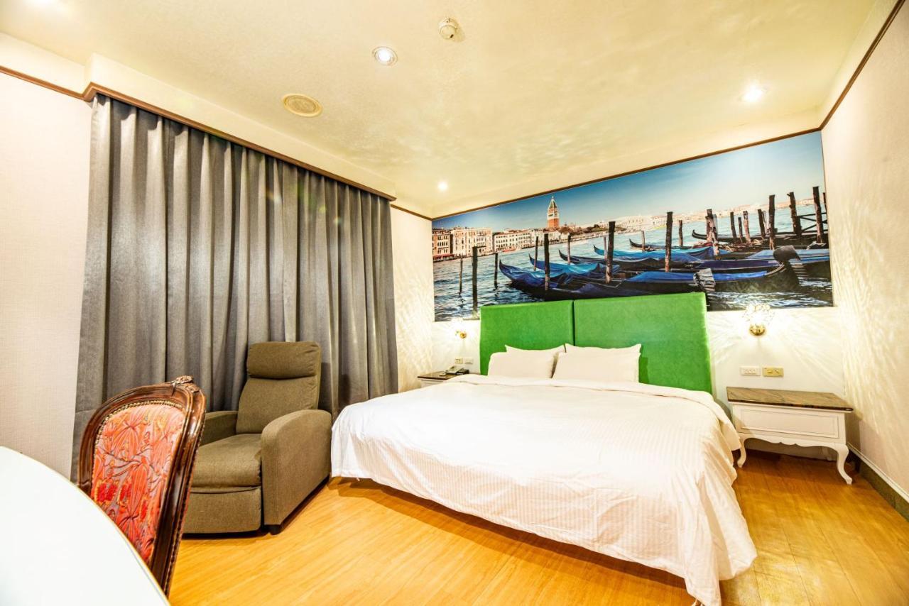 Wenpin Hotel - Pier 2 Kaohsiung Eksteriør billede