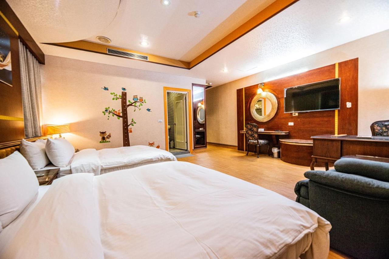 Wenpin Hotel - Pier 2 Kaohsiung Eksteriør billede