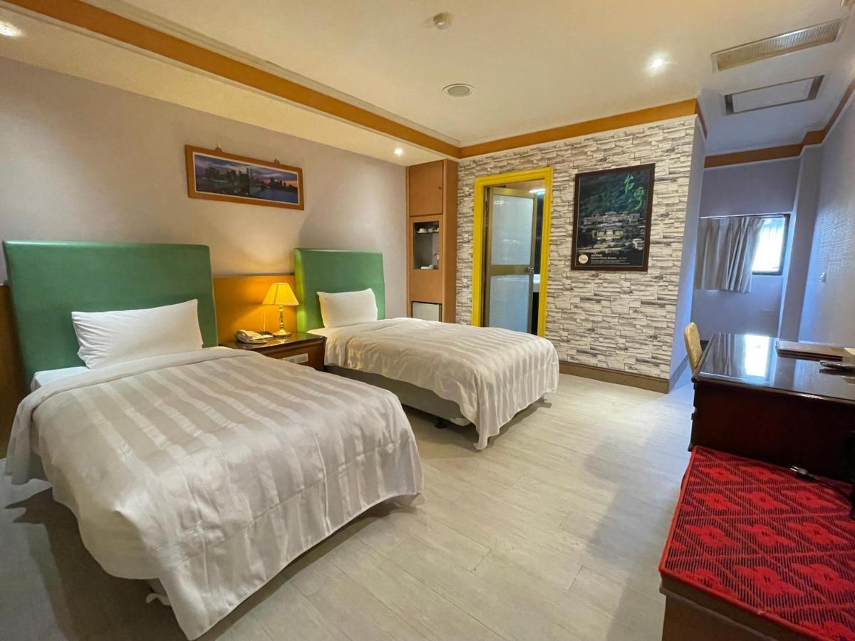 Wenpin Hotel - Pier 2 Kaohsiung Eksteriør billede