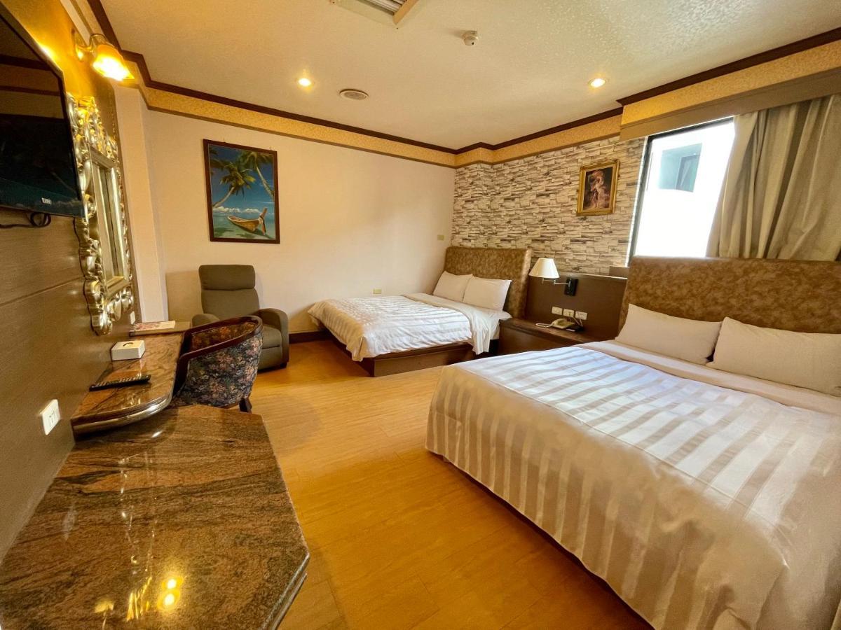 Wenpin Hotel - Pier 2 Kaohsiung Eksteriør billede