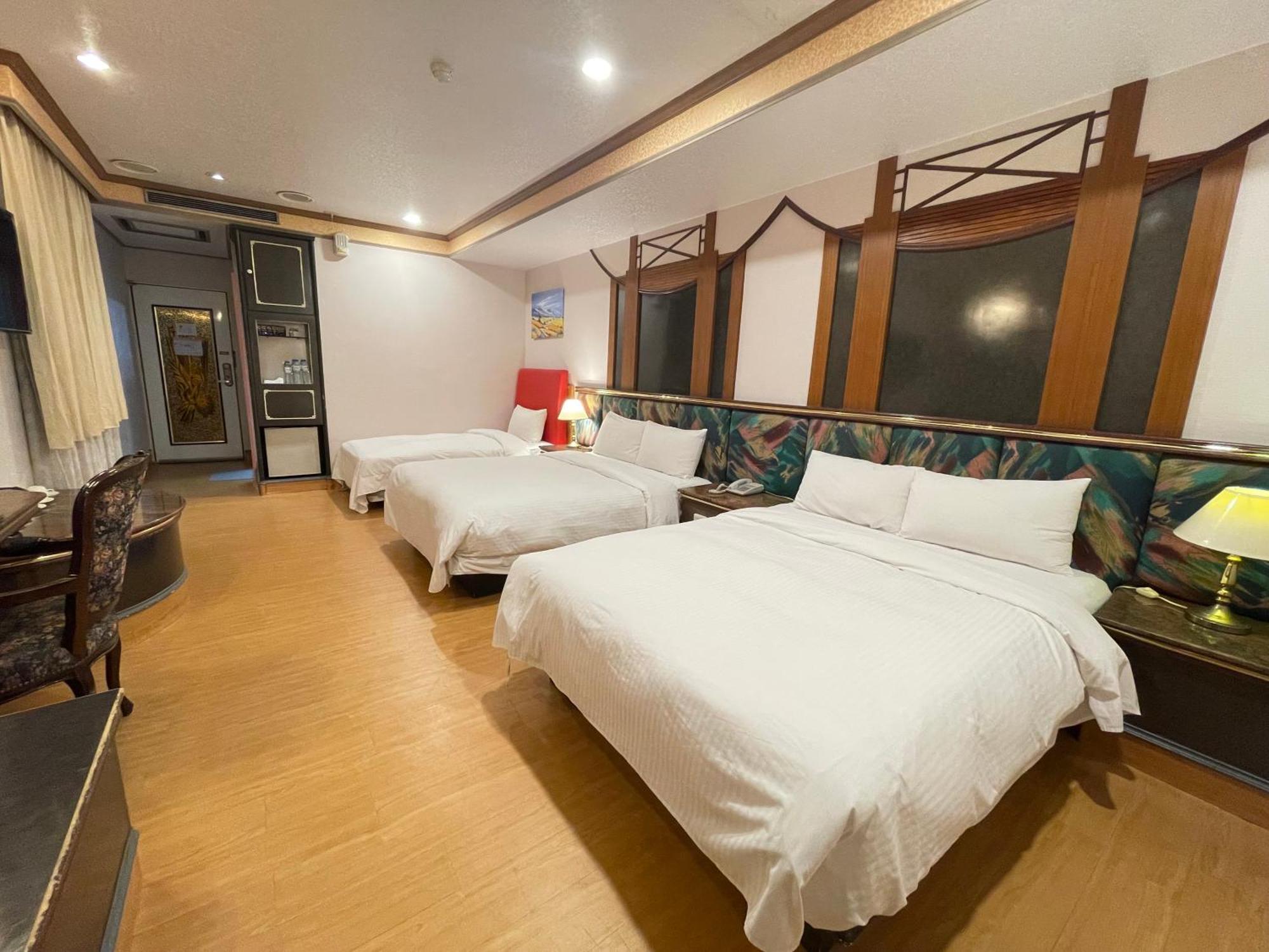 Wenpin Hotel - Pier 2 Kaohsiung Eksteriør billede
